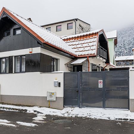 Sun Villas Accommodation 브라쇼브 외부 사진