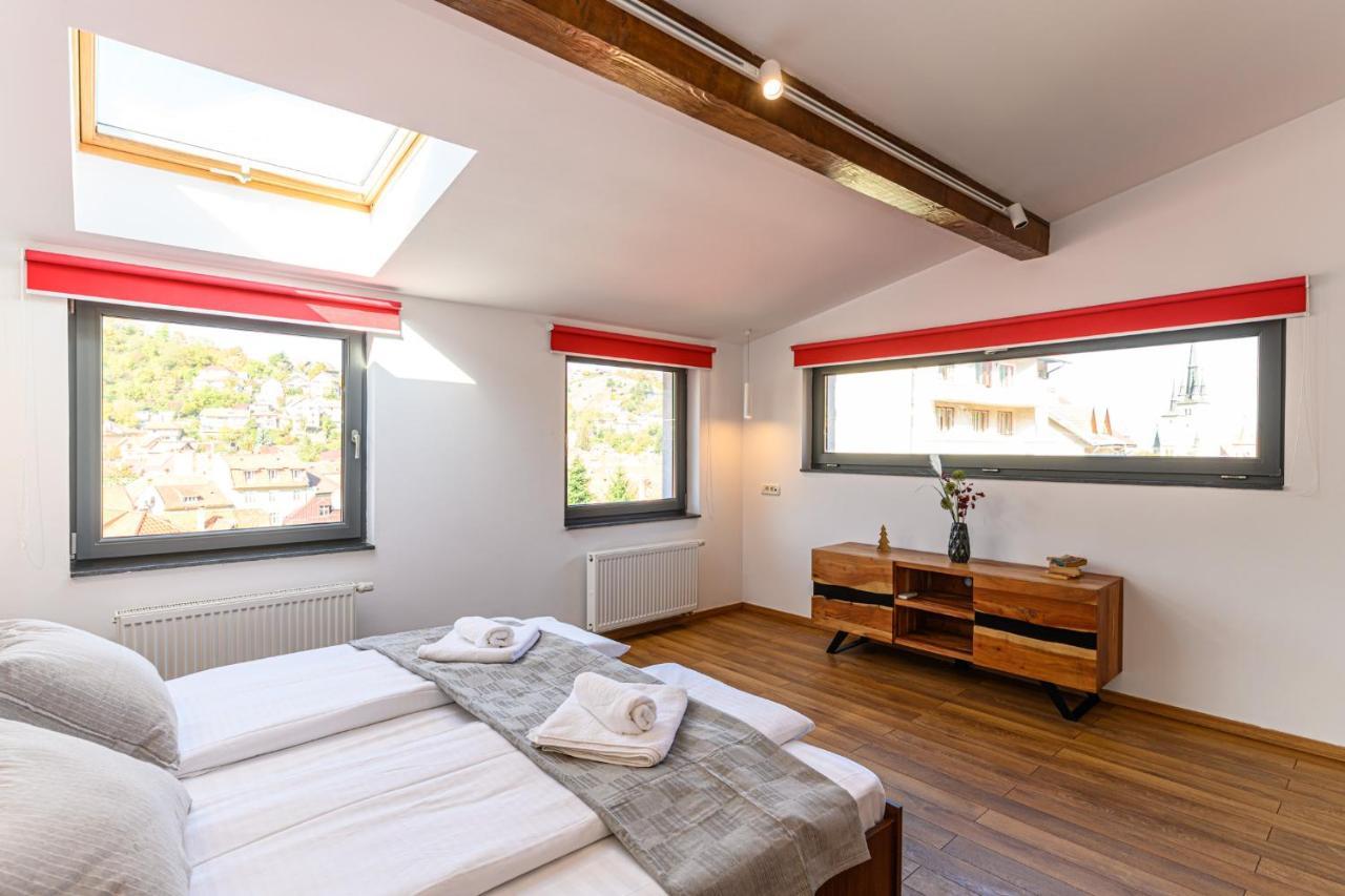Sun Villas Accommodation 브라쇼브 외부 사진