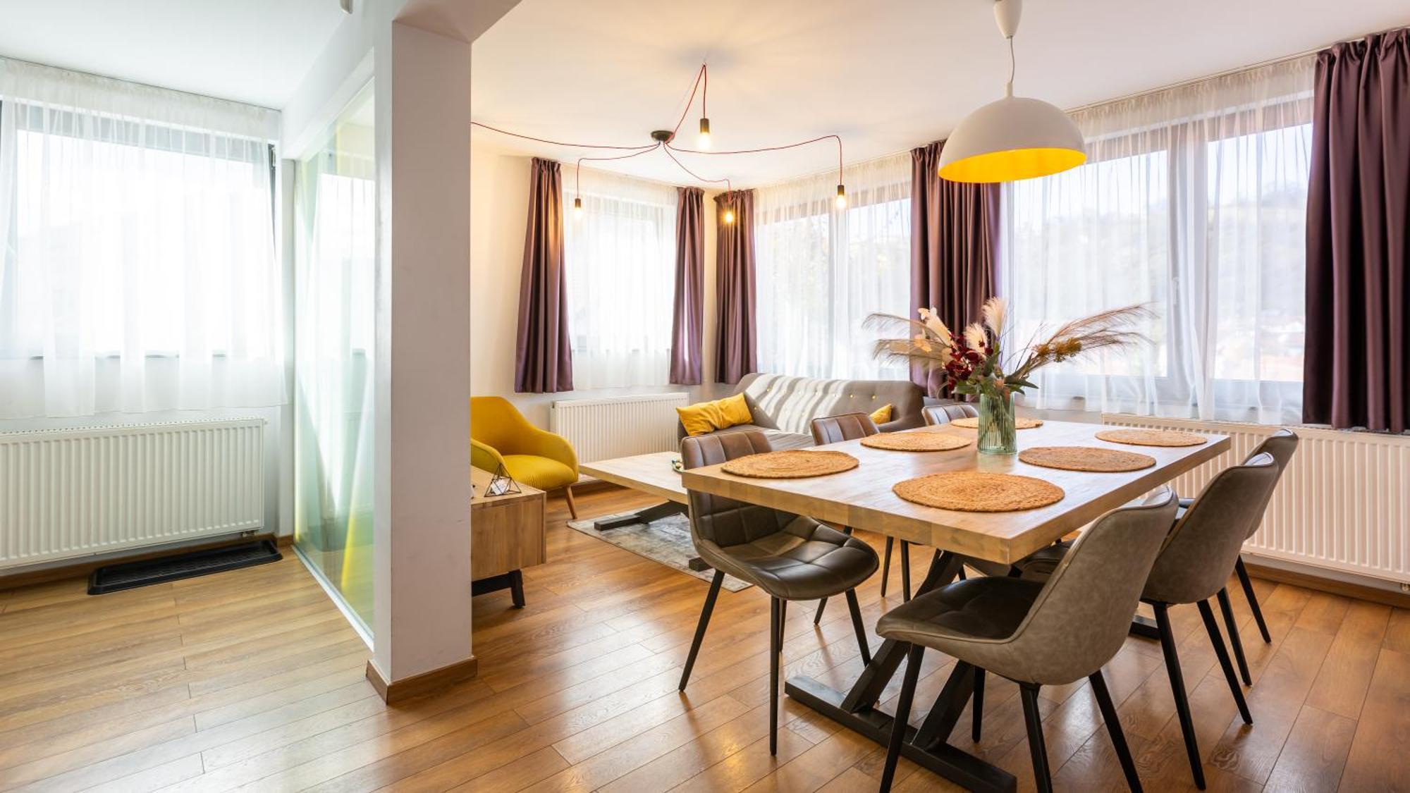 Sun Villas Accommodation 브라쇼브 외부 사진