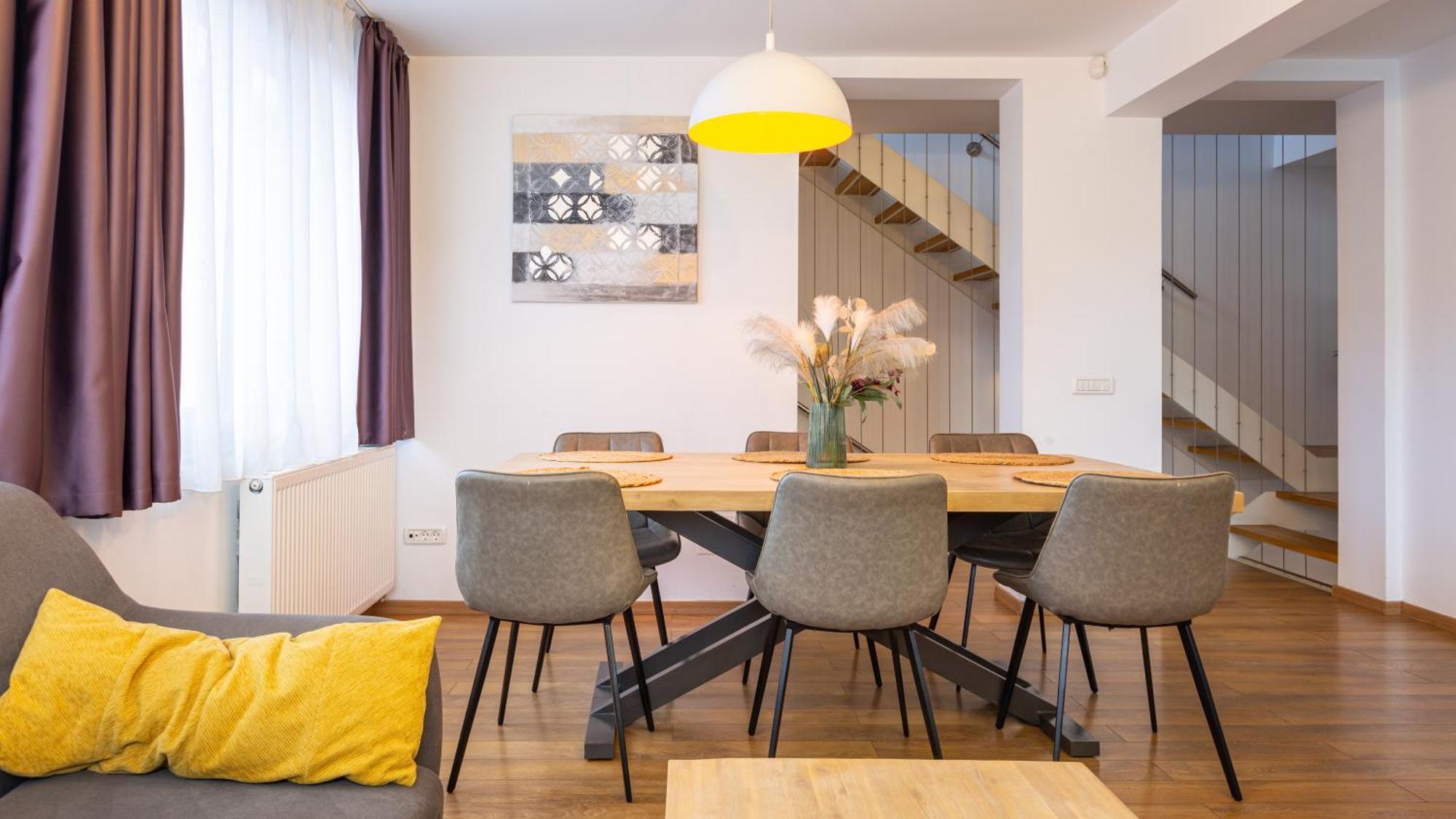 Sun Villas Accommodation 브라쇼브 외부 사진