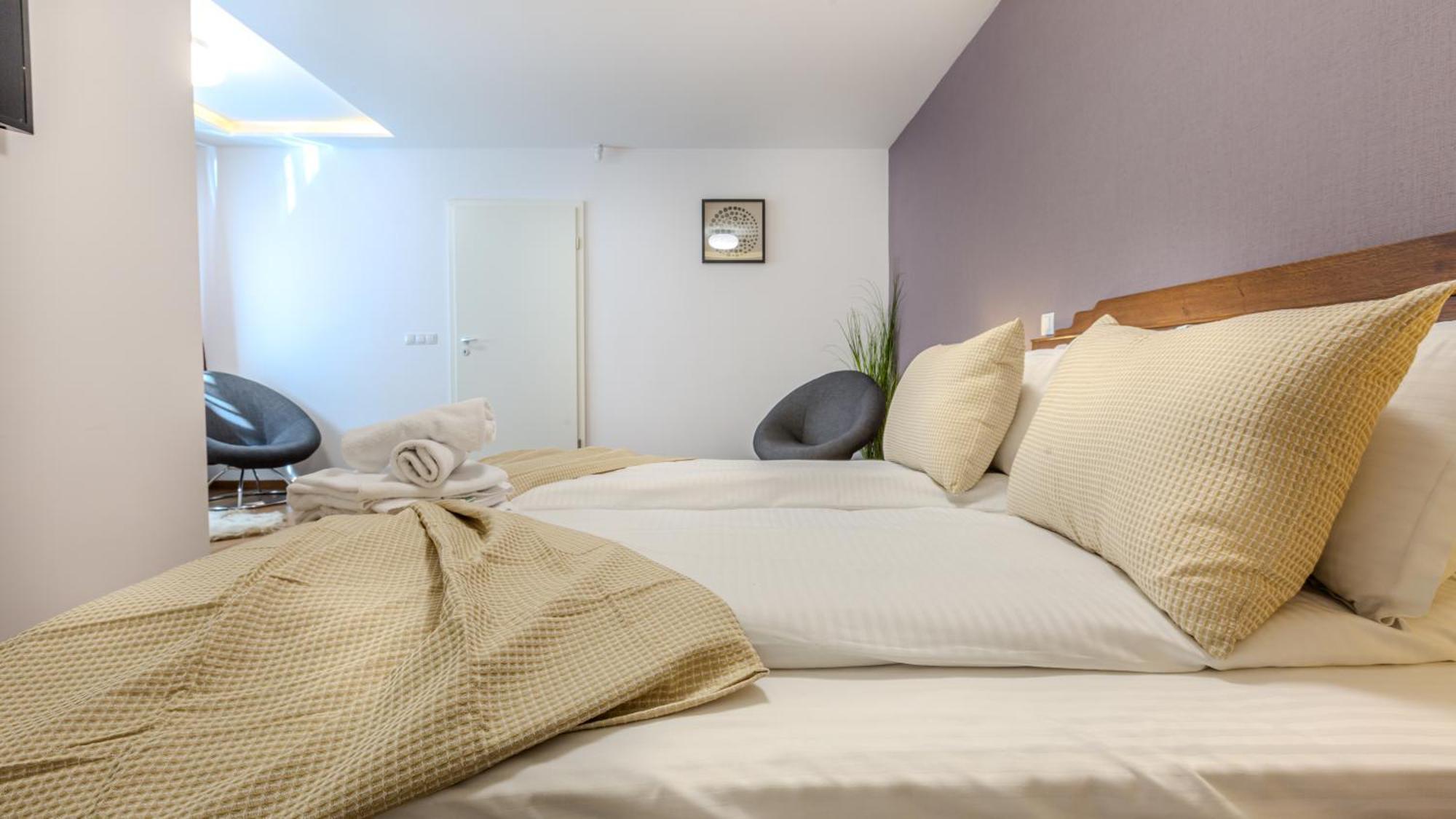 Sun Villas Accommodation 브라쇼브 외부 사진