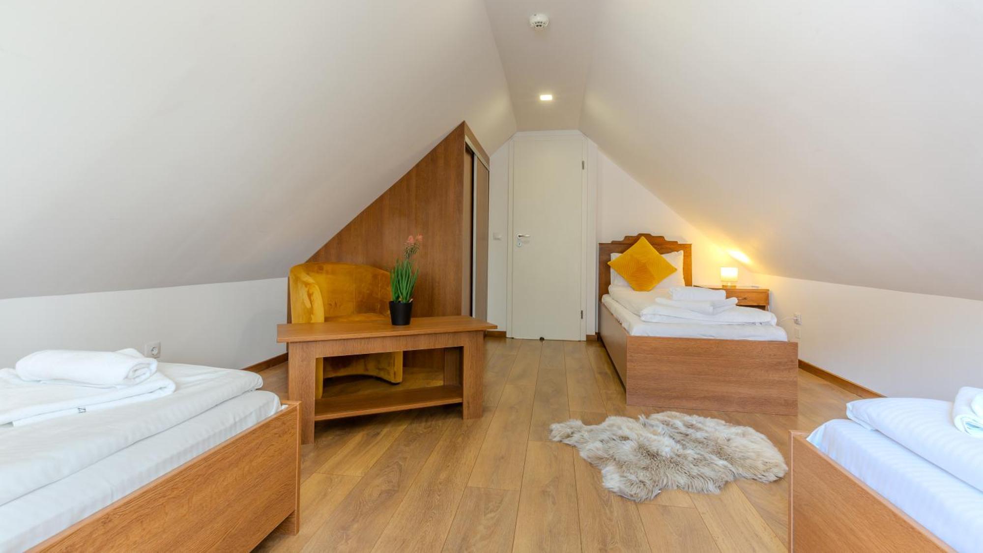 Sun Villas Accommodation 브라쇼브 외부 사진
